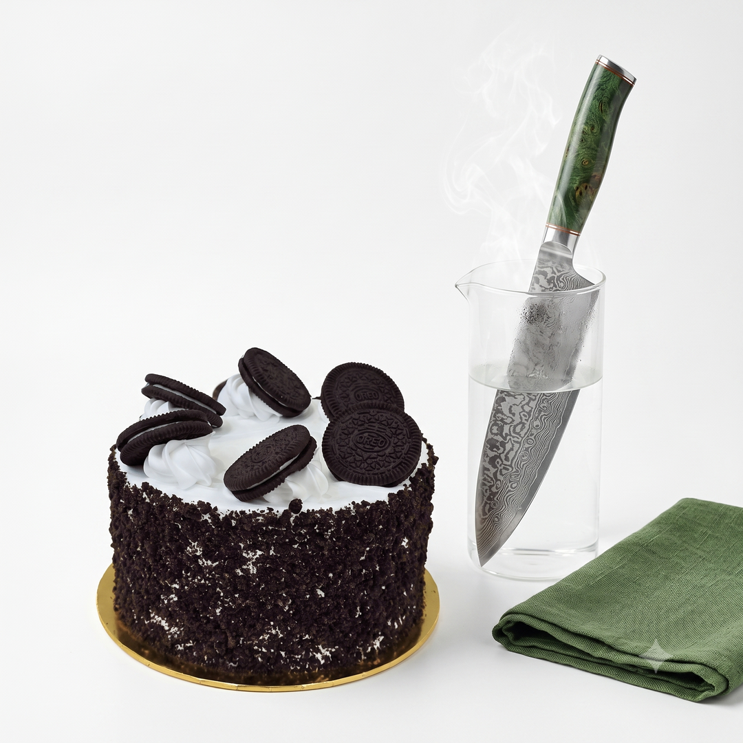 A 15cm Oreo Ice Cream Cake v2 with cookies and cream and Oreo base by SK Homemade Cakes.