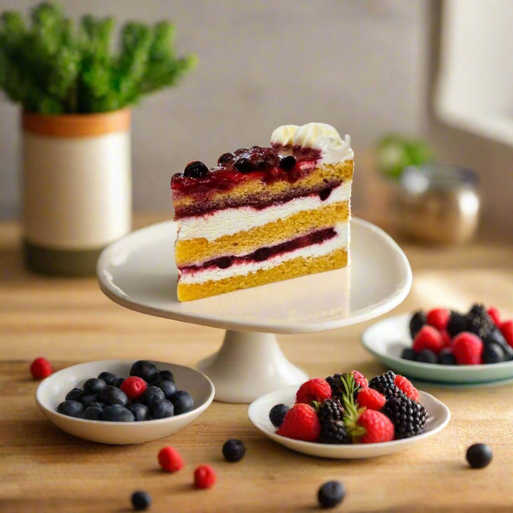Keto Berries Fruit Cake (Sugar Free & Gluten Free) - Whole Cake (5 - days Pre - order) - SK Homemade Cakes