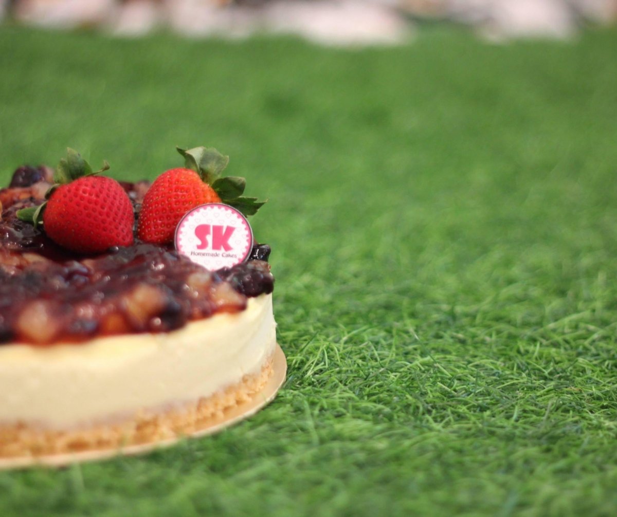 Eggless Apple Blueberry Cheesecake - Whole Cake (5 - days Pre - order) - SK Homemade Cakes