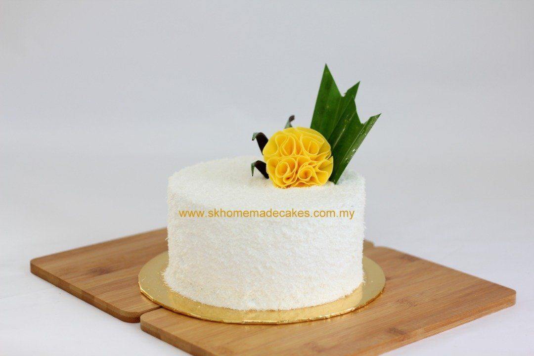 Ondeh Ondeh Cake (Pandan Coconut Cake) - Whole Cake (5-days Pre-order) - SK Homemade Cakes-Small 15cm--